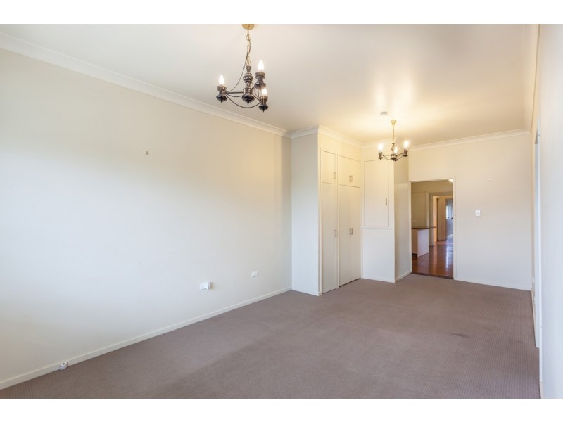 5 Elworthy Street, Harlaxton QLD 4350