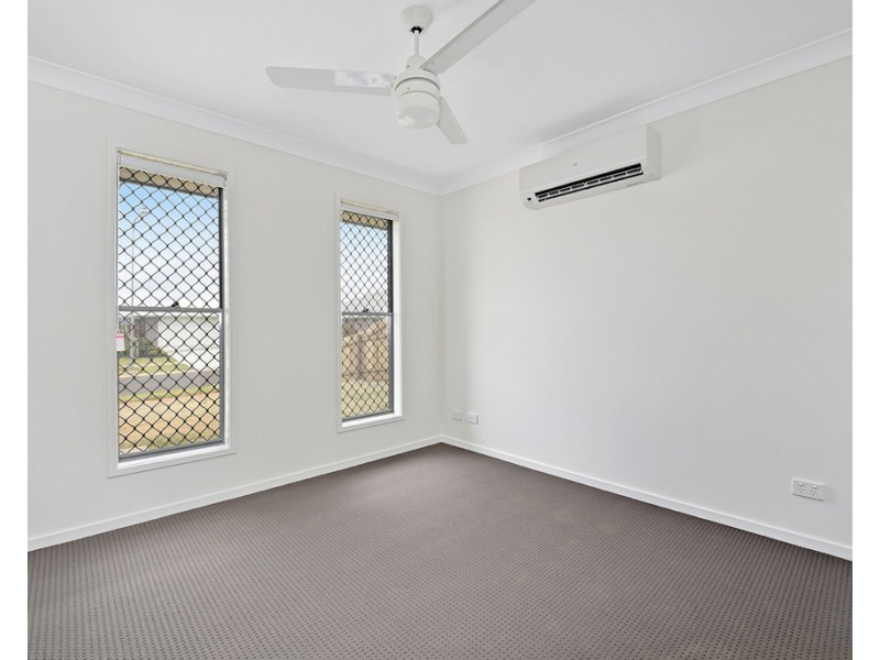 1/8 Whitefield Street, Glenvale QLD 4350