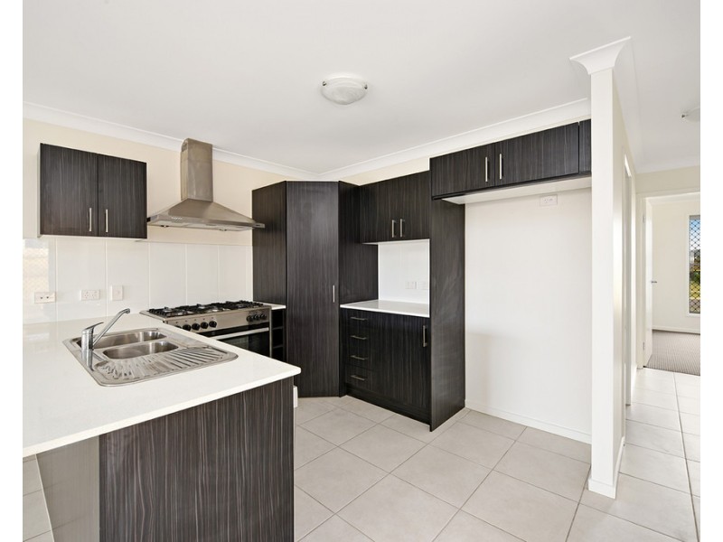 1/8 Whitefield Street, Glenvale QLD 4350