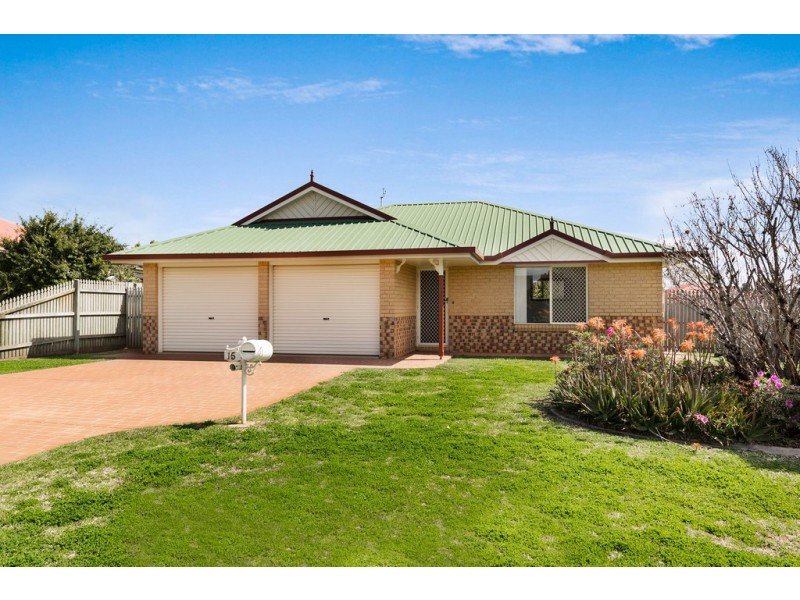 15 Strohfeldt Street, Middle Ridge QLD 4350