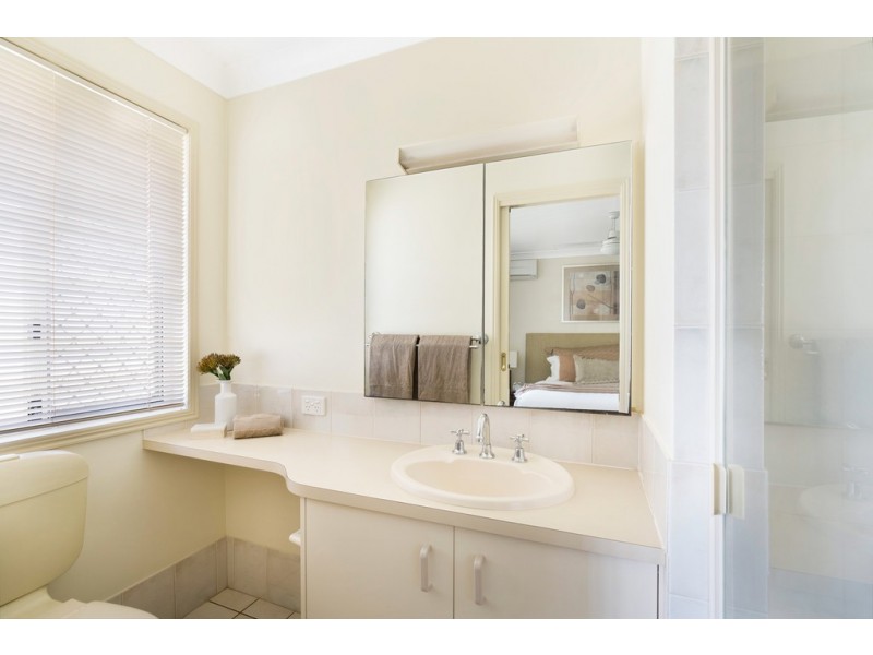 15 Strohfeldt Street, Middle Ridge QLD 4350