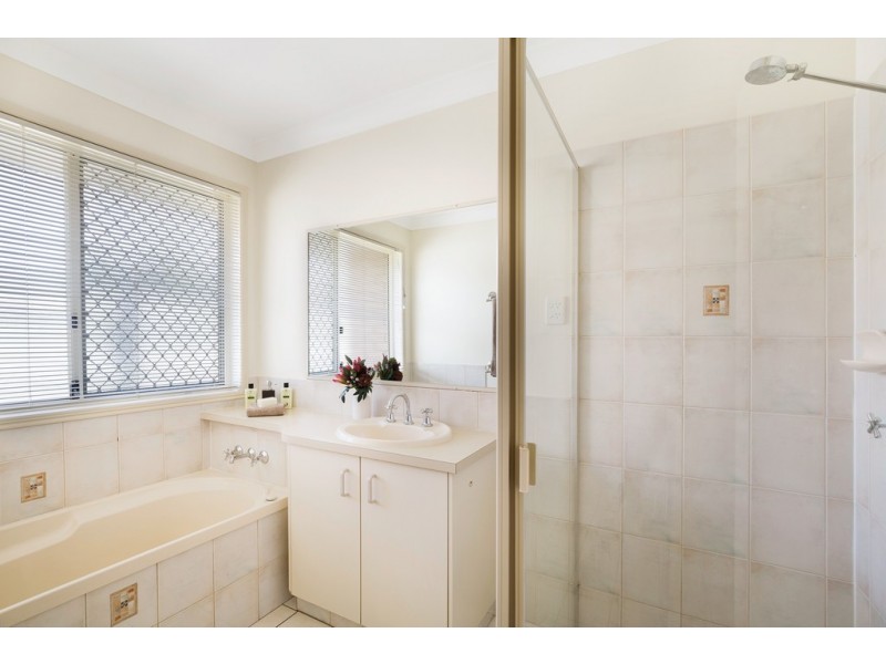 15 Strohfeldt Street, Middle Ridge QLD 4350