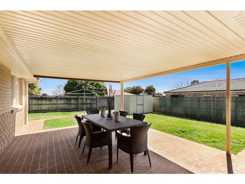 15 Strohfeldt Street, Middle Ridge QLD 4350