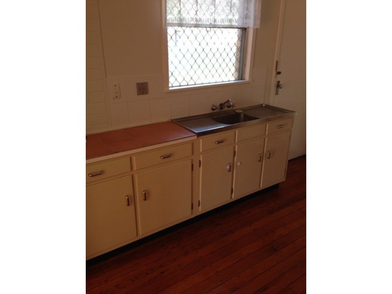 1/16 Gaydon Street, Newtown QLD 4350