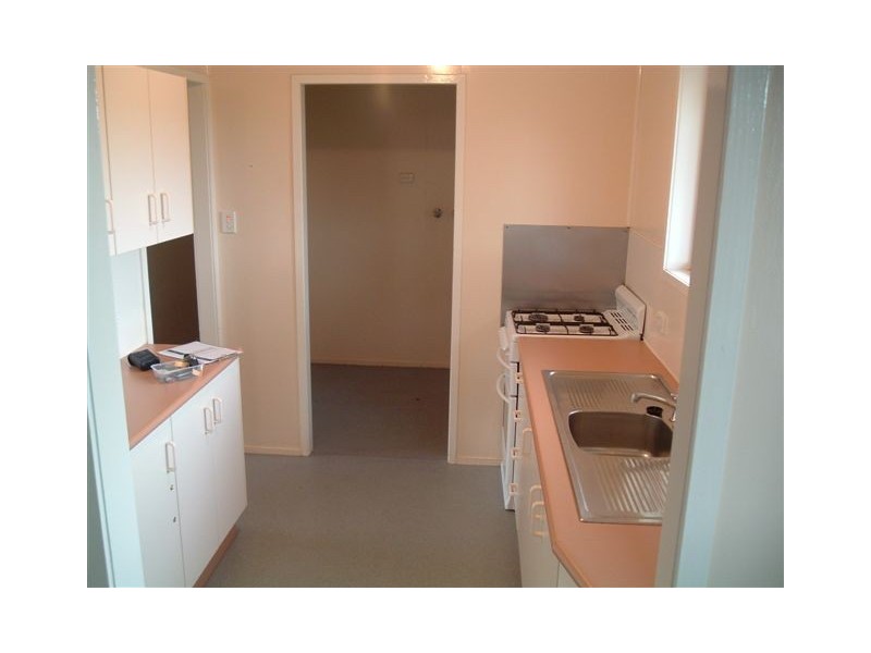 27 Festival Street, Rockville QLD 4350