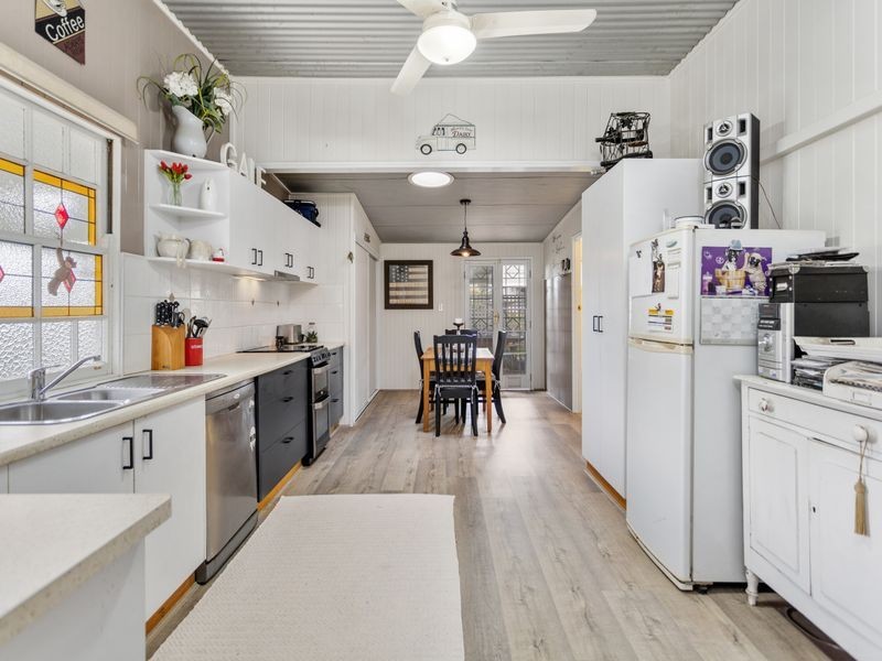 13 Cooper Street, South Toowoomba QLD 4350