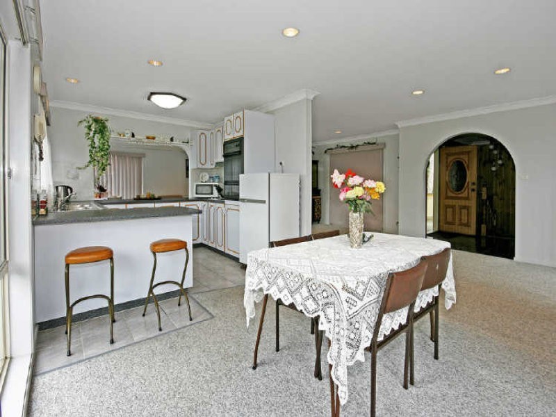 Lilli Pilli NSW 2229