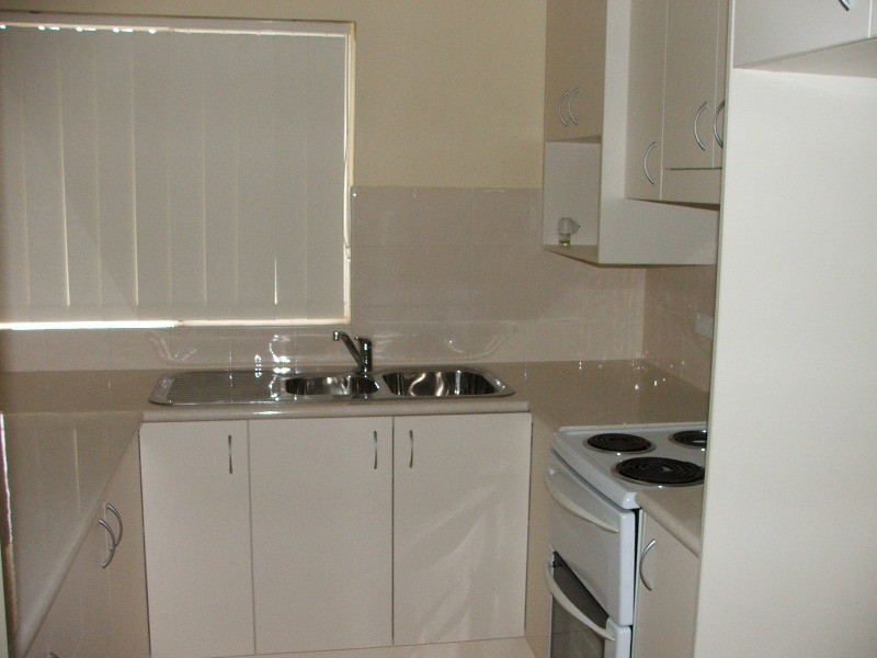 2/47 Beach Road, Batemans Bay NSW 2536