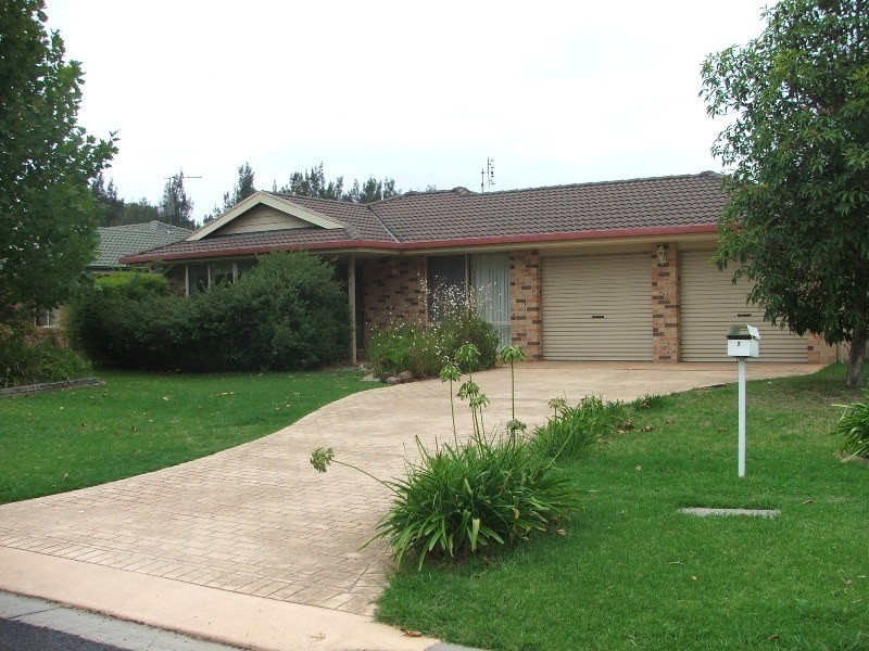 9 Melaleuca Crescent, Catalina NSW 2536