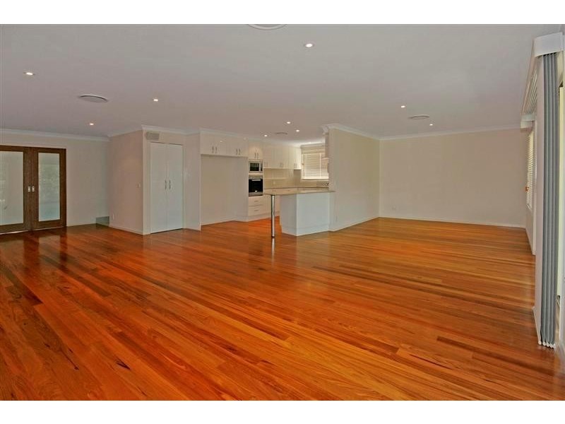 39 Courtenay Crescent, Long Beach NSW 2536