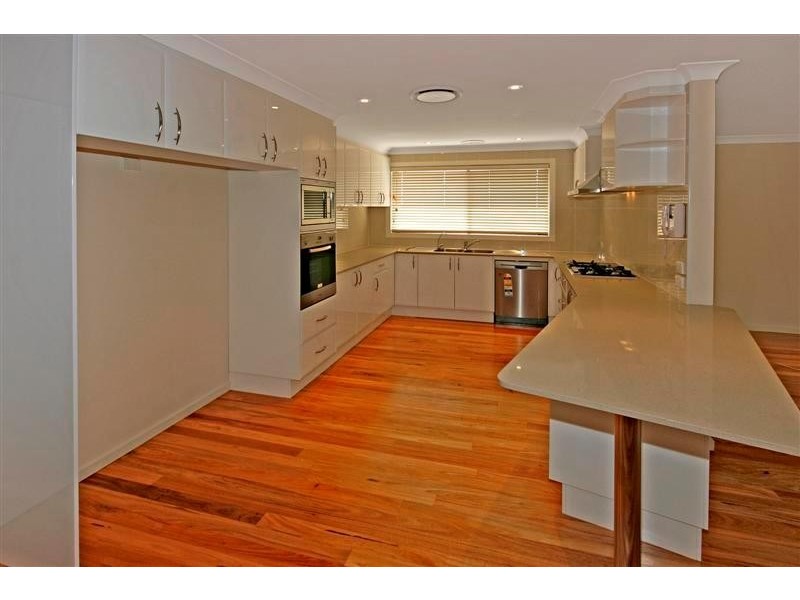 39 Courtenay Crescent, Long Beach NSW 2536