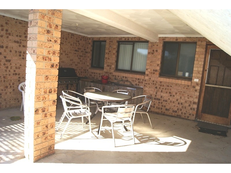 407 George Bass Drive, Malua Bay NSW 2536
