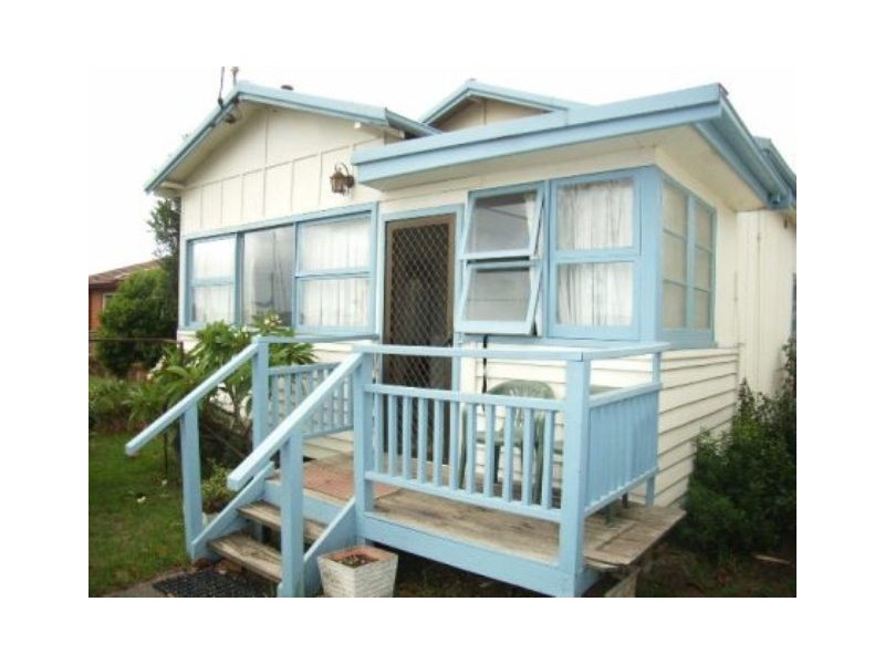 72 Beach Road, Batemans Bay NSW 2536