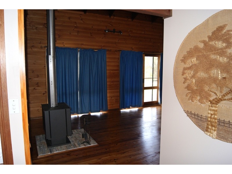 3 Maclean Place, Moruya NSW 2537