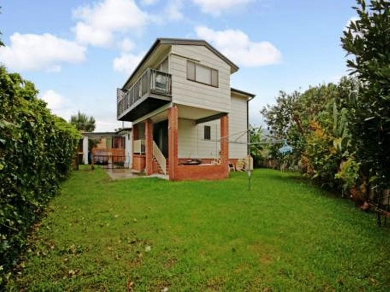 10b Bavarde Avenue, Batemans Bay NSW 2536