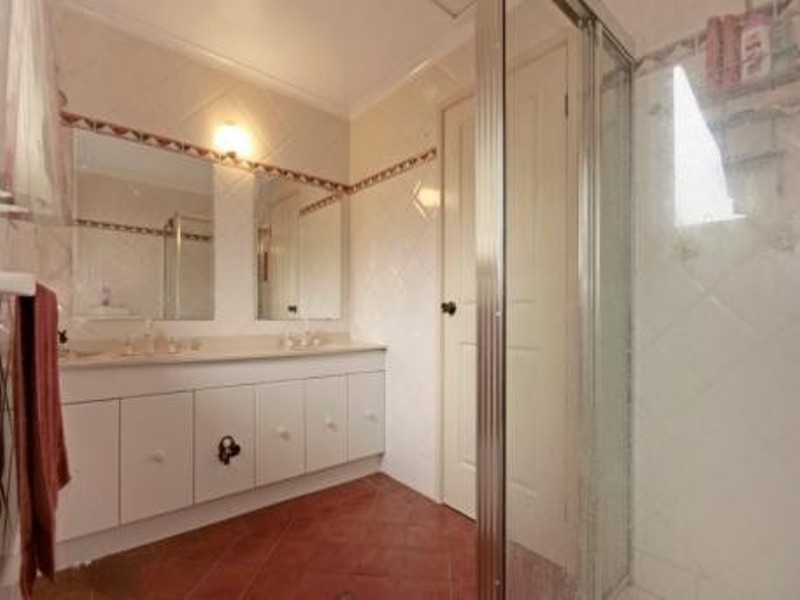 10b Bavarde Avenue, Batemans Bay NSW 2536