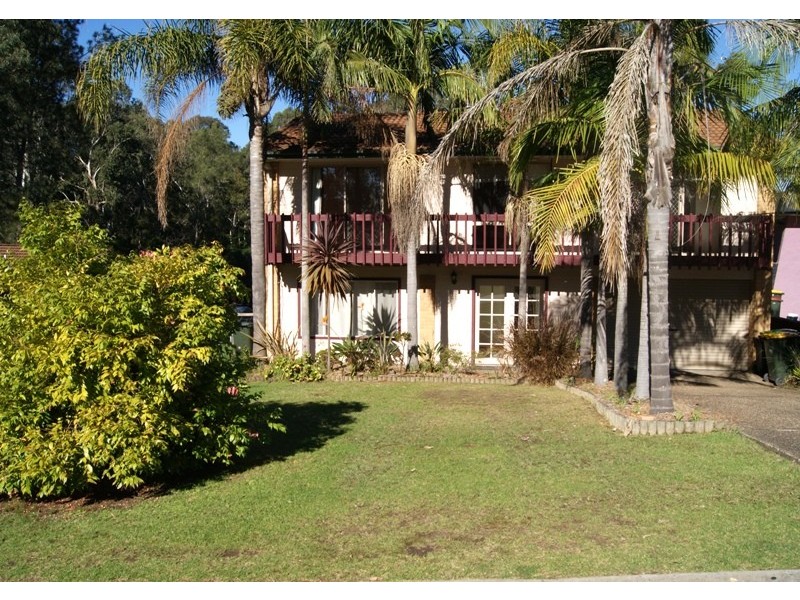 7 The Outlook, Surfside NSW 2536