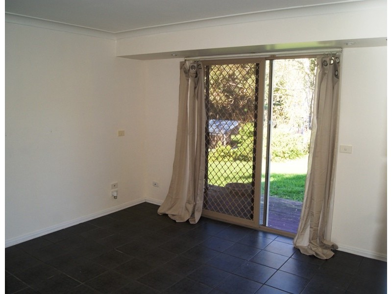7 The Outlook, Surfside NSW 2536