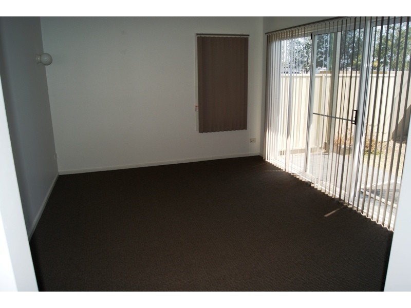 98 Beach Road, Batemans Bay NSW 2536