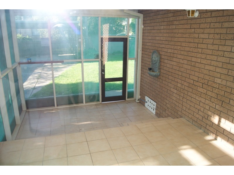 1 Clare Crescent, Batehaven NSW 2536