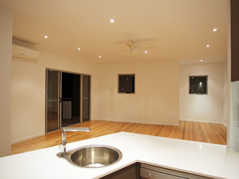 7/11 Wattle Avenue, Bongaree QLD 4507