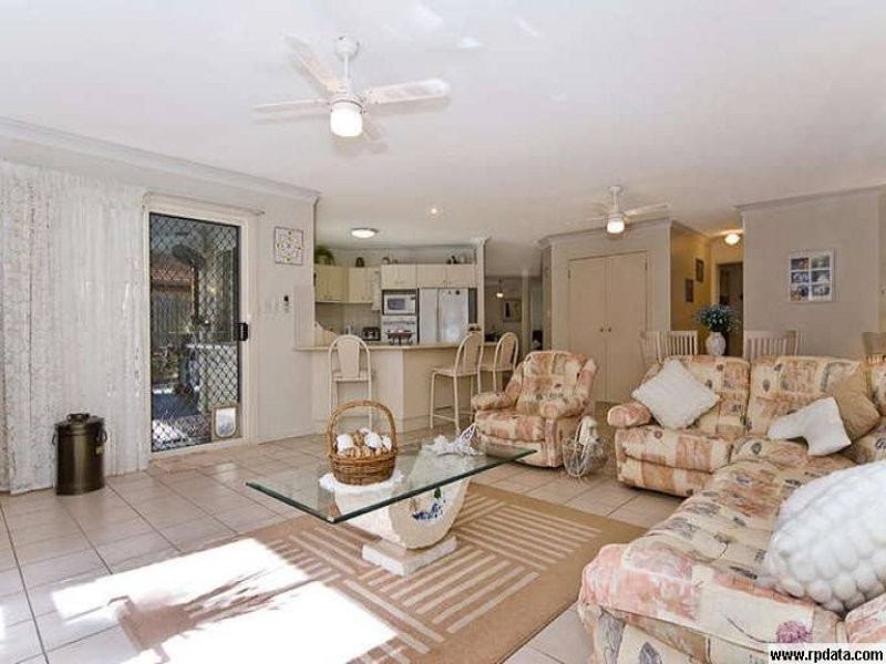 231 Endeavour Drive, Banksia Beach QLD 4507