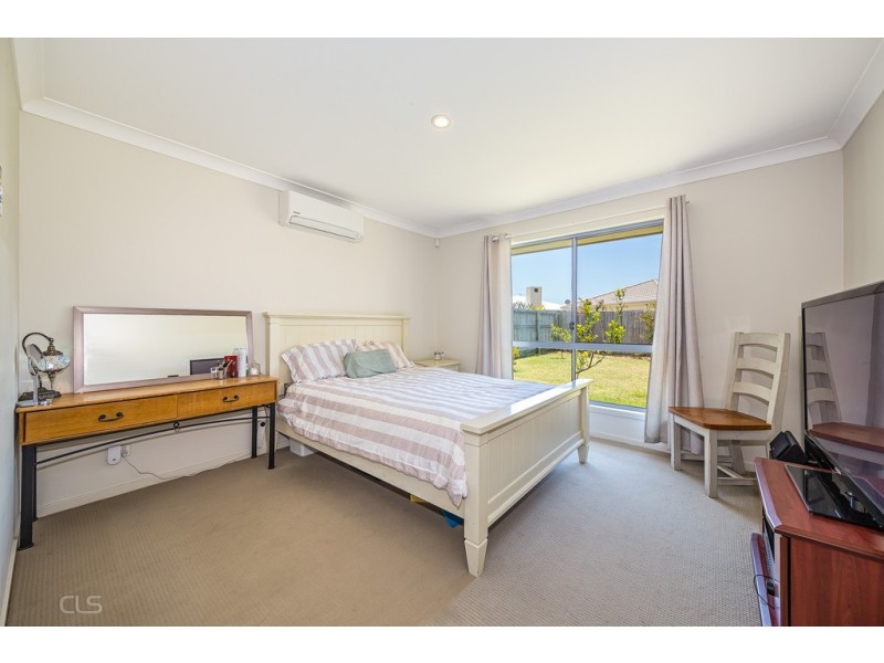 12 Pectoral Place, Banksia Beach QLD 4507
