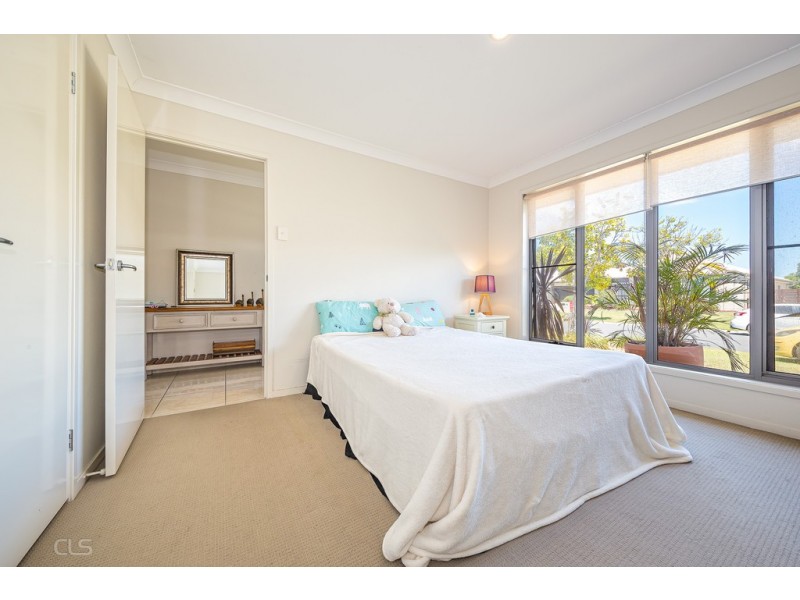 12 Pectoral Place, Banksia Beach QLD 4507