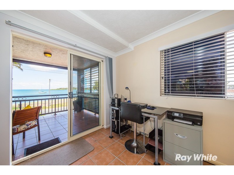 2/205 Welsby Parade, Bongaree QLD 4507