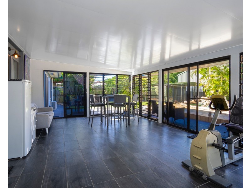 27 Fairway Avenue, Woorim QLD 4507