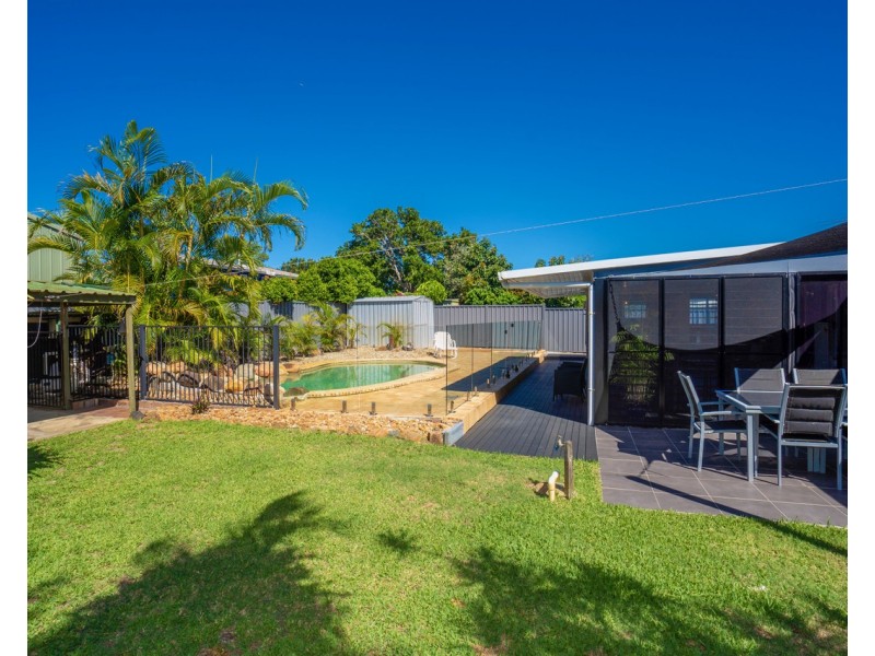 27 Fairway Avenue, Woorim QLD 4507
