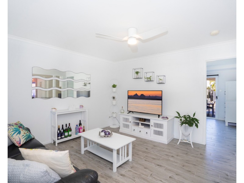 27 Fairway Avenue, Woorim QLD 4507