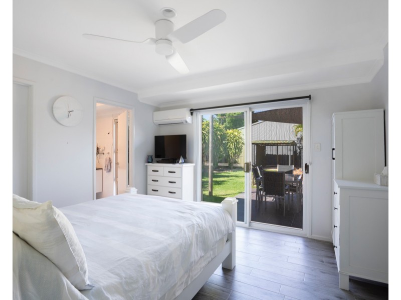 27 Fairway Avenue, Woorim QLD 4507