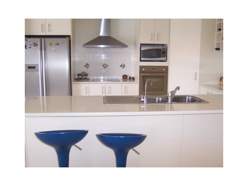 Sandstone Point QLD 4511