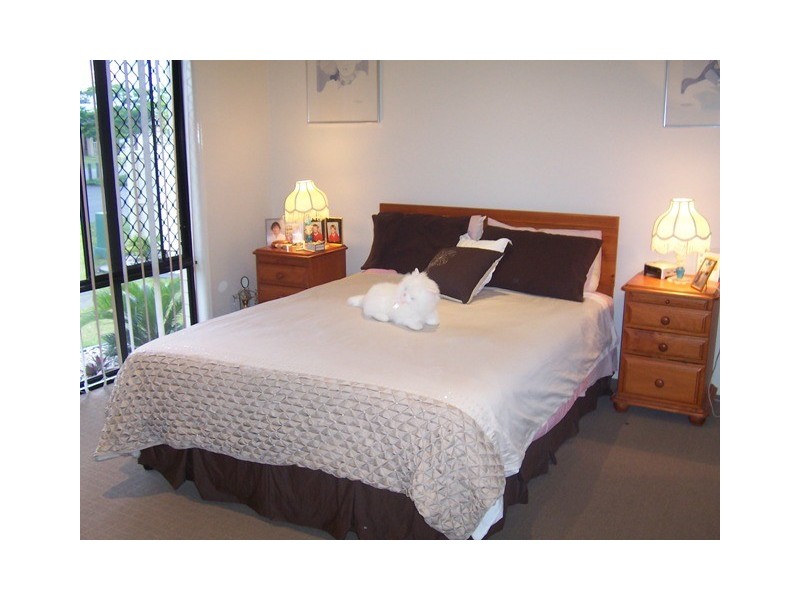 Sandstone Point QLD 4511