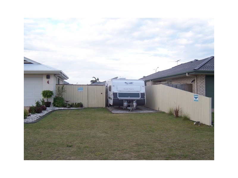 Sandstone Point QLD 4511