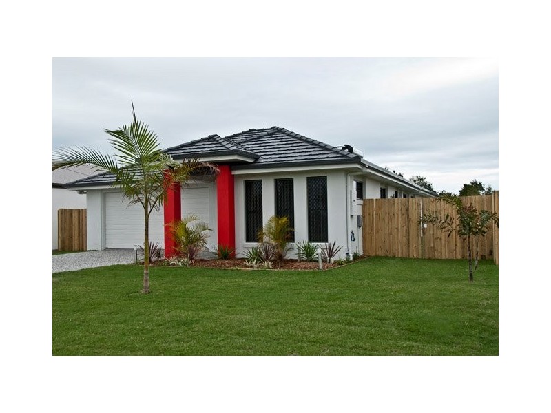 13 Vanillalily Close, Banksia Beach QLD 4507