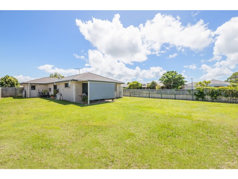 6 Pristine Place, Ningi QLD 4511