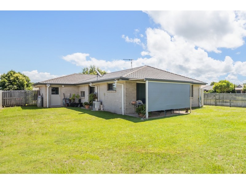 6 Pristine Place, Ningi QLD 4511