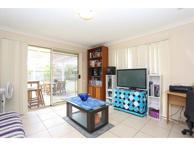 Sandstone Point QLD 4511