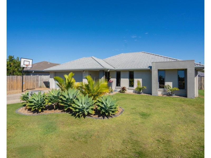 11 Riceflower Court, Ningi QLD 4511