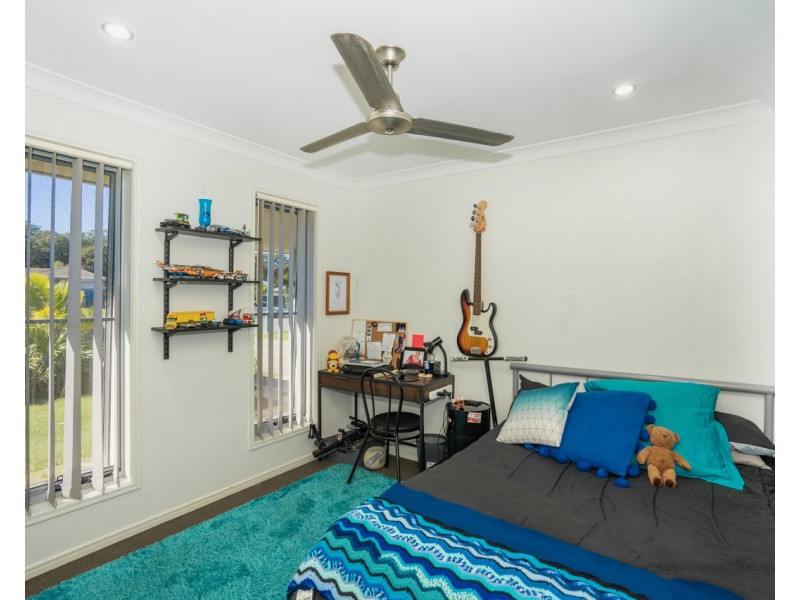 11 Riceflower Court, Ningi QLD 4511