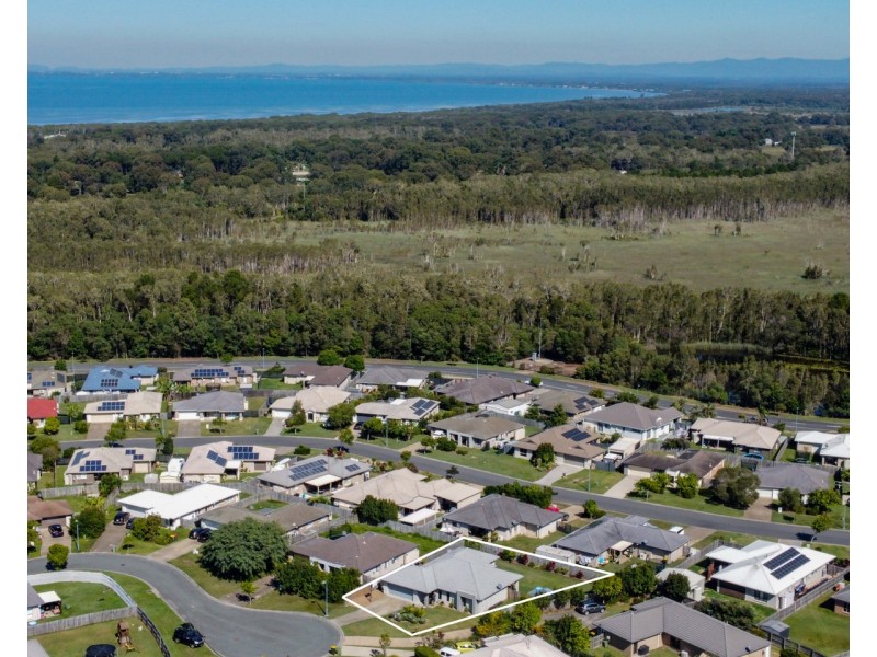 11 Riceflower Court, Ningi QLD 4511