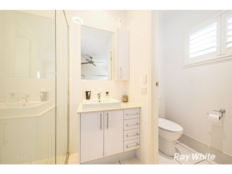 4/15-17 Sylvan Beach Esplanade, Bellara QLD 4507