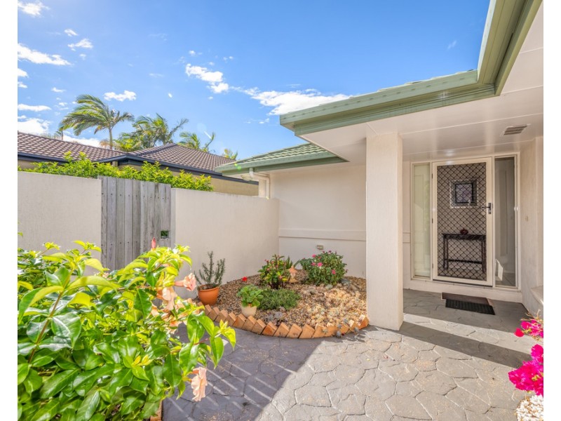 40 Dugong Crescent, Banksia Beach QLD 4507
