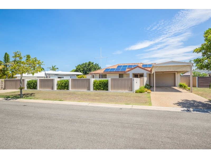 3 Albatross Court, Banksia Beach QLD 4507