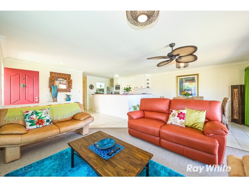 2/4 Melia Street, Bongaree QLD 4507