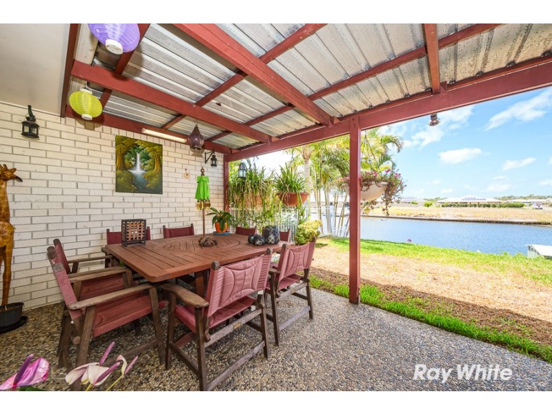 2/4 Melia Street, Bongaree QLD 4507