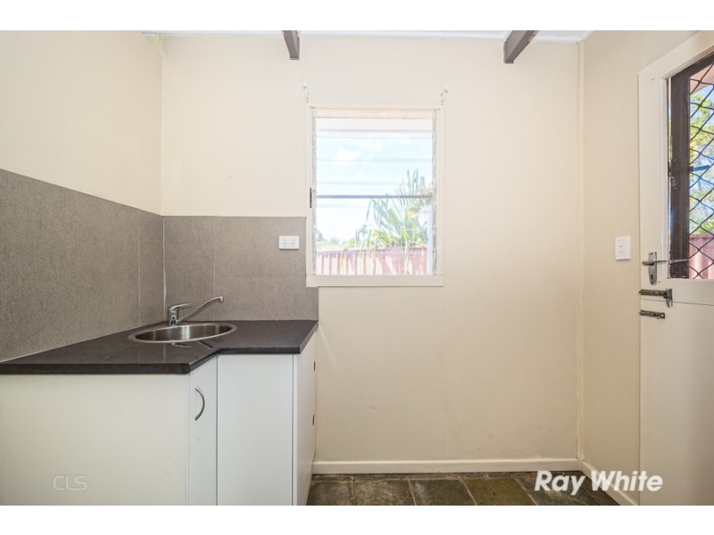18 Neenuk Street, Bongaree QLD 4507