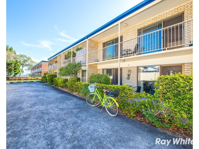 2/8 Winston Drive, Bongaree QLD 4507